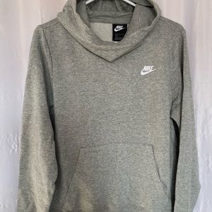 Large Women’s Grey Nike Hoodie.